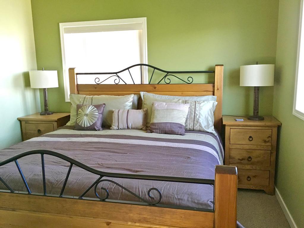 A Day'S Dream B&B Peachland Exterior photo